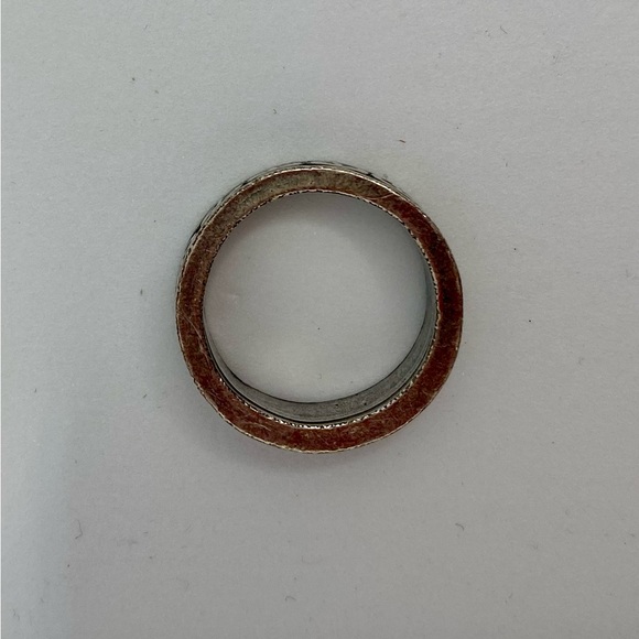 Peace Sign Symbol Ring Band - Picture 3 of 7